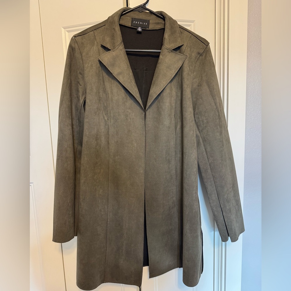 Premise Green Trench Coat with Classic Lapel